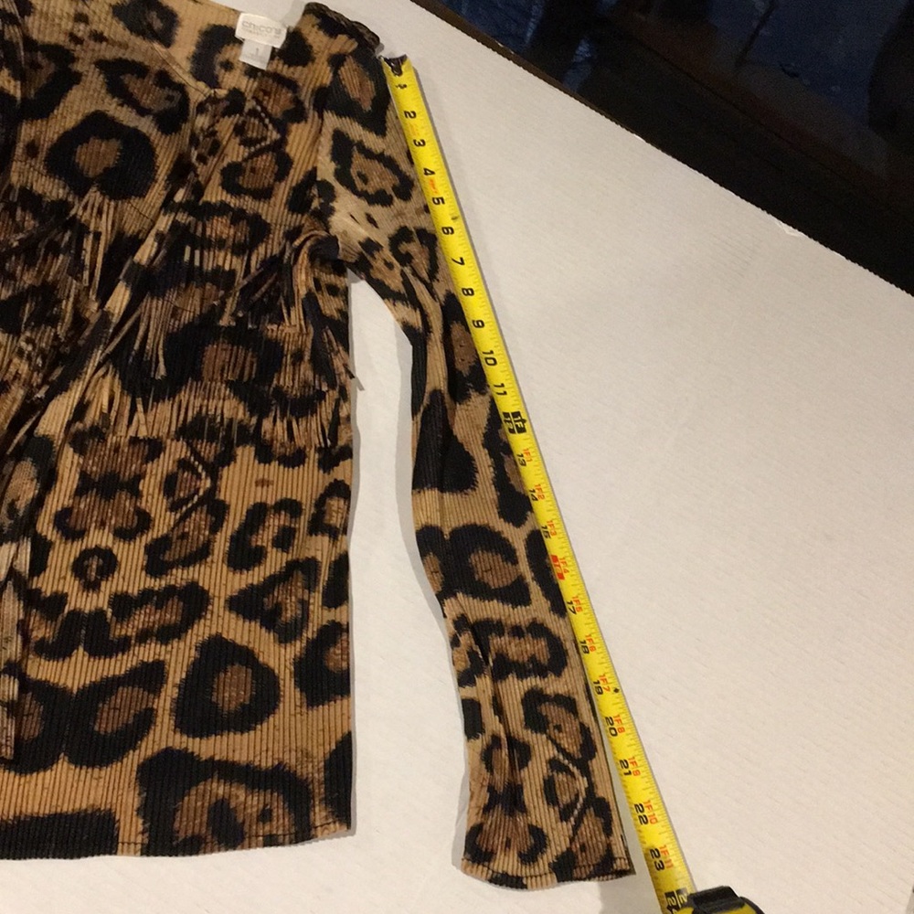 🌼Chico’s Leopard Fringe Jacket.  Small - Picture 9 of 11